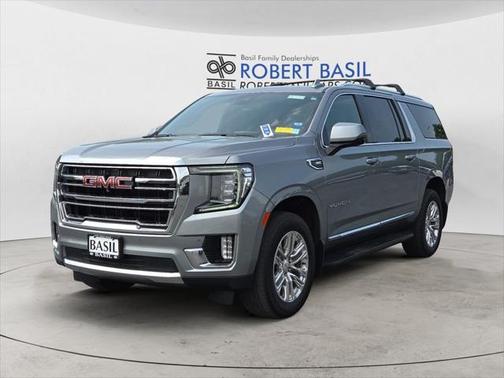 2023 GMC Yukon XL SLT