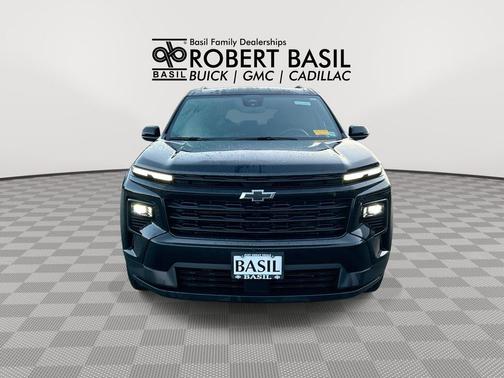 Mosaic Black Metallic 2025 Chevrolet Traverse LT
