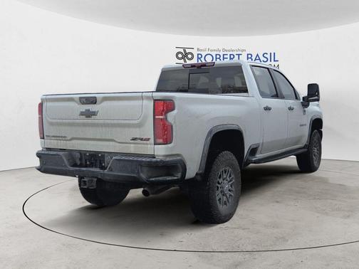 2025 Chevrolet Silverado 2500 4WD Crew Cab Standard Bed ZR2