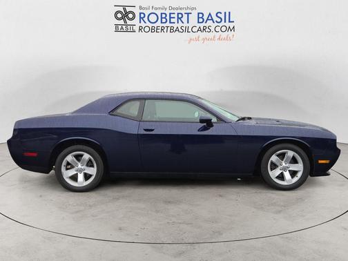 2013 Dodge Challenger SXT