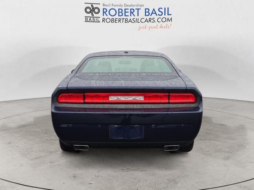 2013 Dodge Challenger SXT