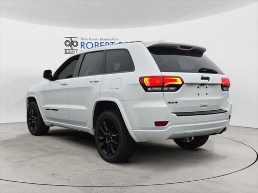 2021 Jeep Grand Cherokee Laredo