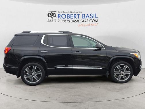 2019 GMC Acadia Denali