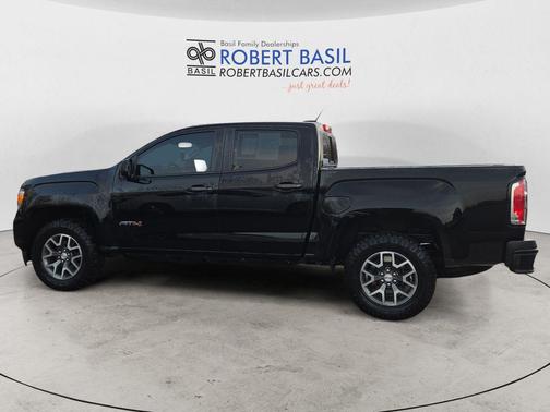 2022 GMC Canyon AT4