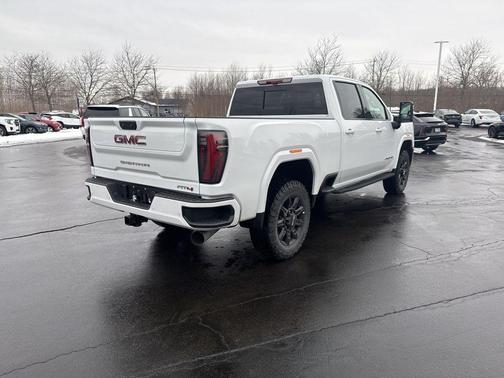 2026 GMC Sierra 2500 AT4