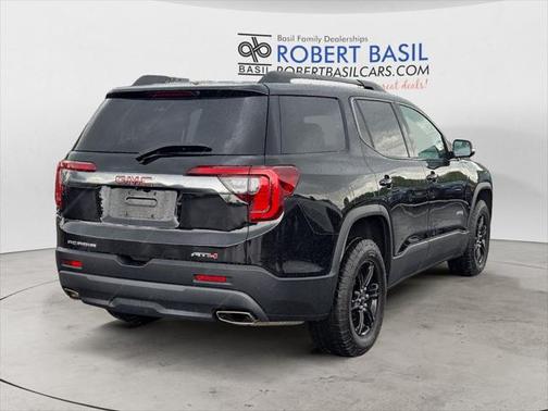 2023 GMC Acadia AWD AT4