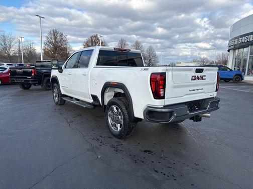 2026 GMC Sierra 2500 SLE