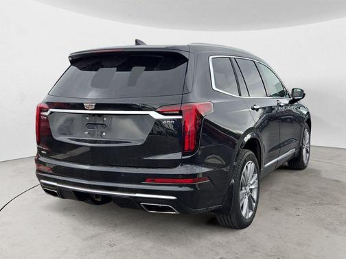 2023 Cadillac XT6 Premium Luxury AWD