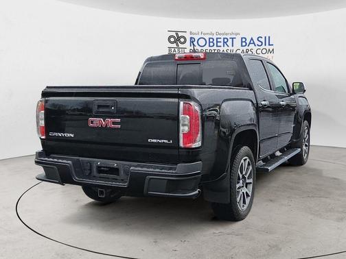 Onyx Black 2018 GMC Canyon Denali