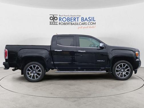 Onyx Black 2018 GMC Canyon Denali