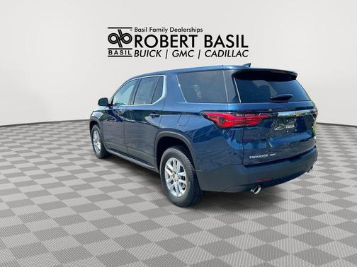 Blue Metallic 2022 Chevrolet Traverse LS