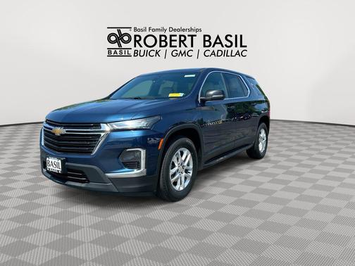 Blue Metallic 2022 Chevrolet Traverse LS