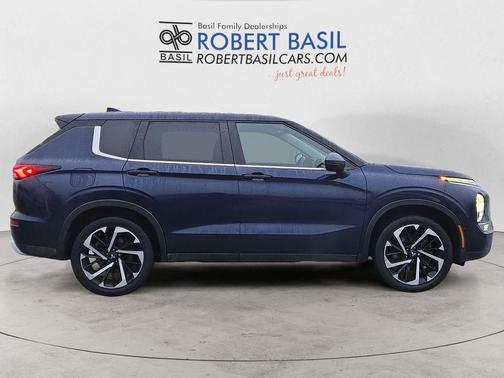 2022 Mitsubishi Outlander SE