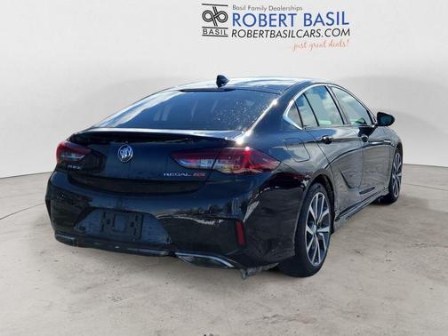 2018 Buick Regal Sportback GS