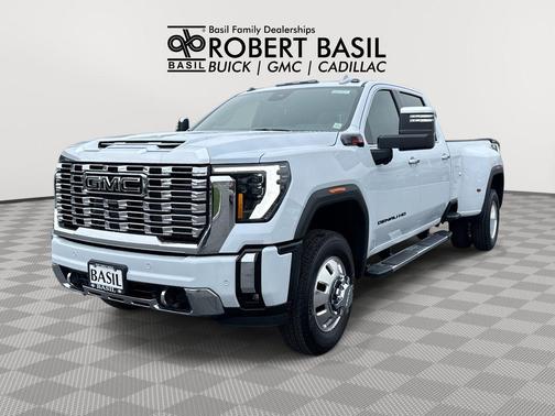 Glacier White Tricoat 2026 GMC Sierra 3500 Denali
