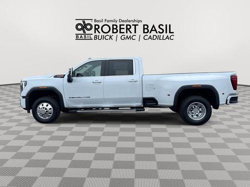 Glacier White Tricoat 2026 GMC Sierra 3500 Denali