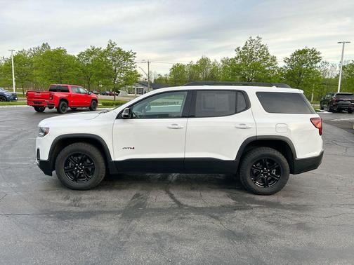 Summit White 2023 GMC Acadia AWD AT4