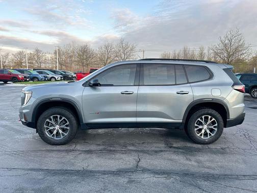 Sterling Metallic 2024 GMC Acadia AWD AT4