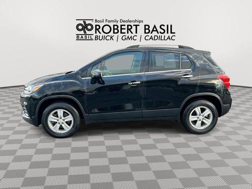 Mosaic Black Metallic 2020 Chevrolet Trax LT