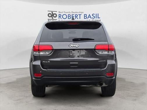 2021 Jeep Grand Cherokee Laredo