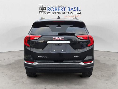 2021 GMC Terrain SLT