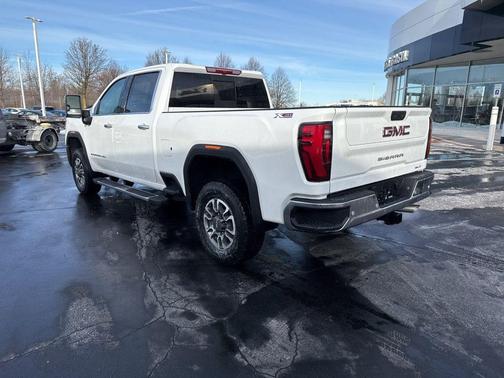 2026 GMC Sierra 2500 SLT
