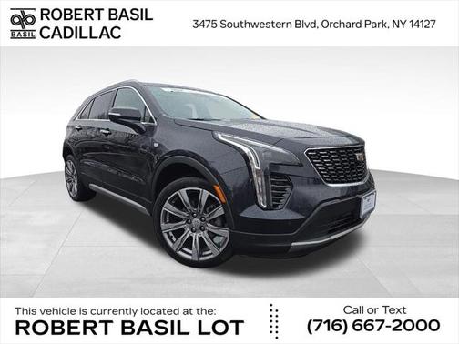 2022 Cadillac XT4 Premium Luxury