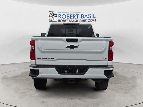 Summit White 2024 Chevrolet Silverado 2500 LT