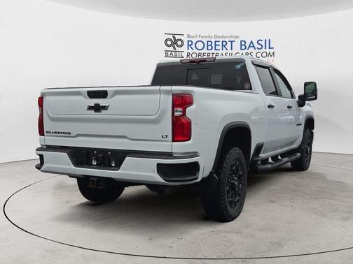 Summit White 2024 Chevrolet Silverado 2500 LT