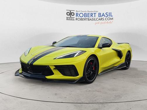 Accelerate Yellow Metallic 2020 Chevrolet Corvette Stingray w/3LT