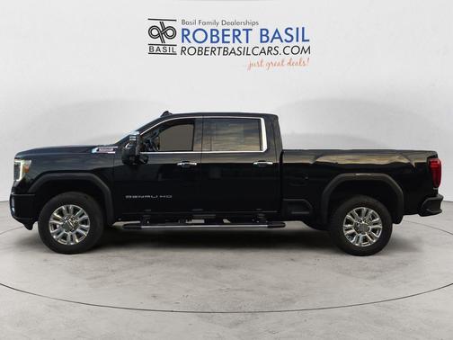 Onyx Black 2023 GMC Sierra 2500 Denali