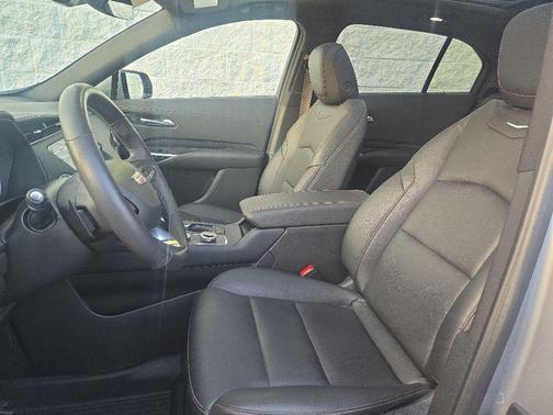 Argent Silver Metallic 2023 Cadillac XT4 Sport