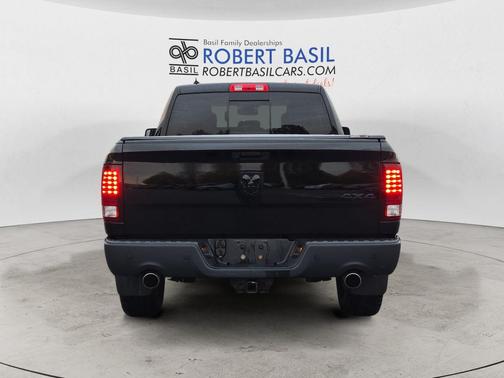 2019 RAM 1500 Classic Warlock Quad Cab 4x4 6'4' Box