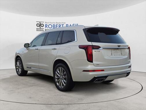 2022 Cadillac XT6 Premium Luxury AWD