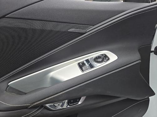 2022 Chevrolet Corvette Stingray w/1LT