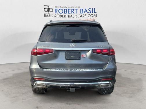 2025 Mercedes-Benz GLS 580 4MATIC