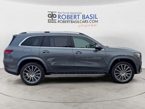 2025 Mercedes-Benz GLS 580 4MATIC