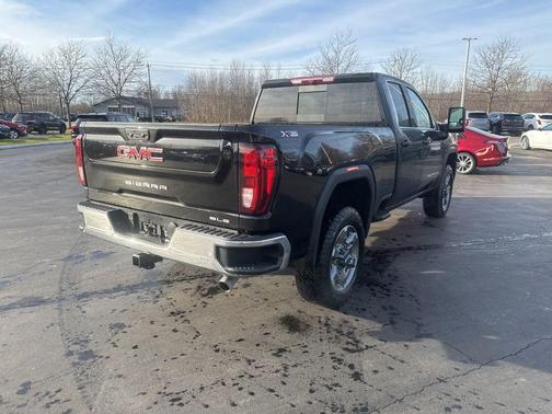 2026 GMC Sierra 2500 SLE