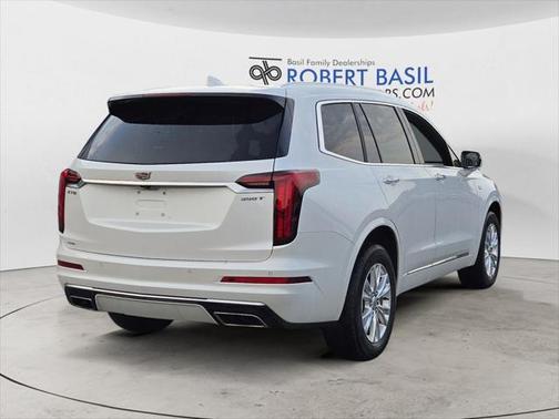 2022 Cadillac XT6 Luxury AWD