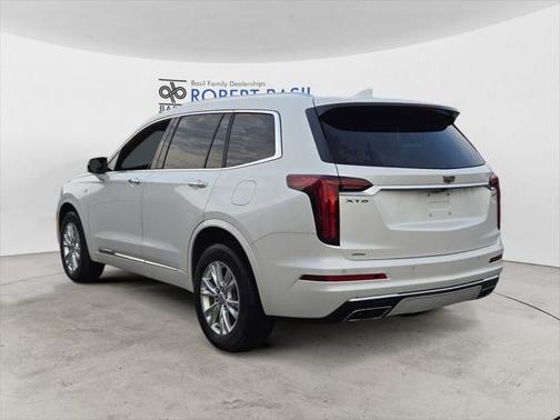 2022 Cadillac XT6 Luxury AWD