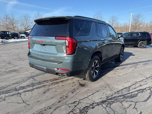 2026 GMC Yukon 4WD AT4