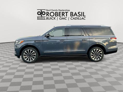 Ocean Drive Blue Metallic Tinted Clearcoat 2022 Lincoln Navigator Reserve
