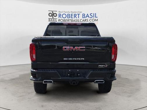 2025 GMC Sierra 1500 AT4