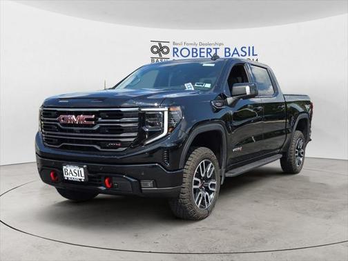 2025 GMC Sierra 1500 AT4