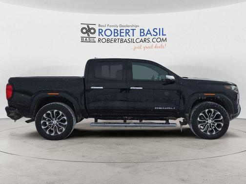 2024 GMC Canyon Denali