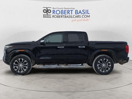 2024 GMC Canyon Denali