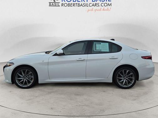 2022 Alfa Romeo Giulia Ti