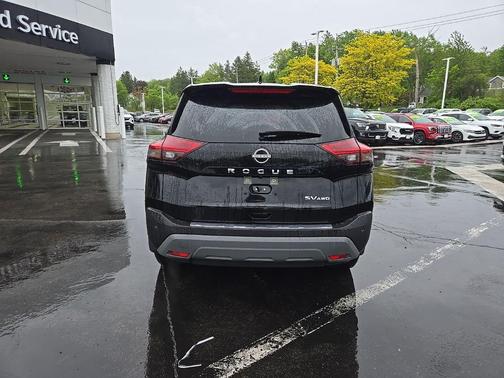 Super Black 2023 Nissan Rogue SV