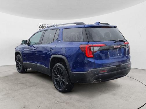 2023 GMC Acadia AWD SLT