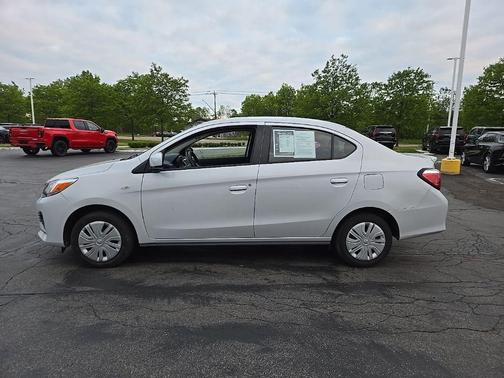 White Diamond 2024 Mitsubishi Mirage G4 ES